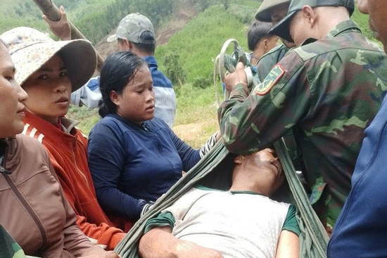 Bản tin chiều 10/8:Người đàn ông mất tích, cả thôn đi tìm phát hiện nằm bất tỉnh