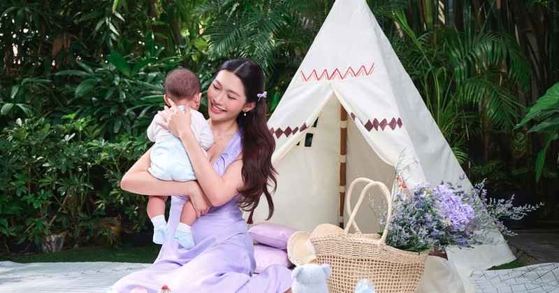 Chế Nguyễn Quỳnh Châu lan tỏa thông điệp bảo vệ con trước bệnh do não mô cầu