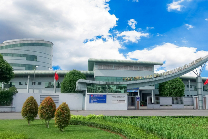 Học viện Cán bộ TPHCM công bố điểm chuẩn trúng tuyển năm 2026