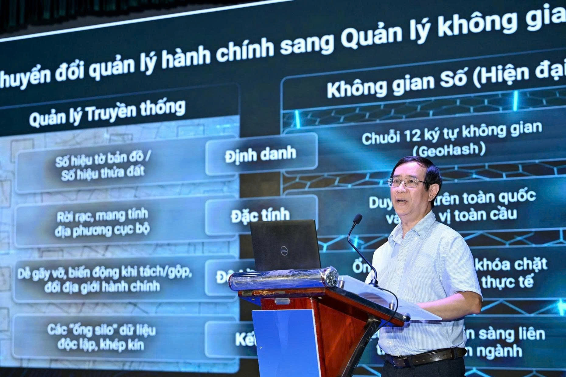 Sổ đỏ được thay thế bằng dữ liệu số, mỗi thửa đất sẽ có một mã định danh riêng