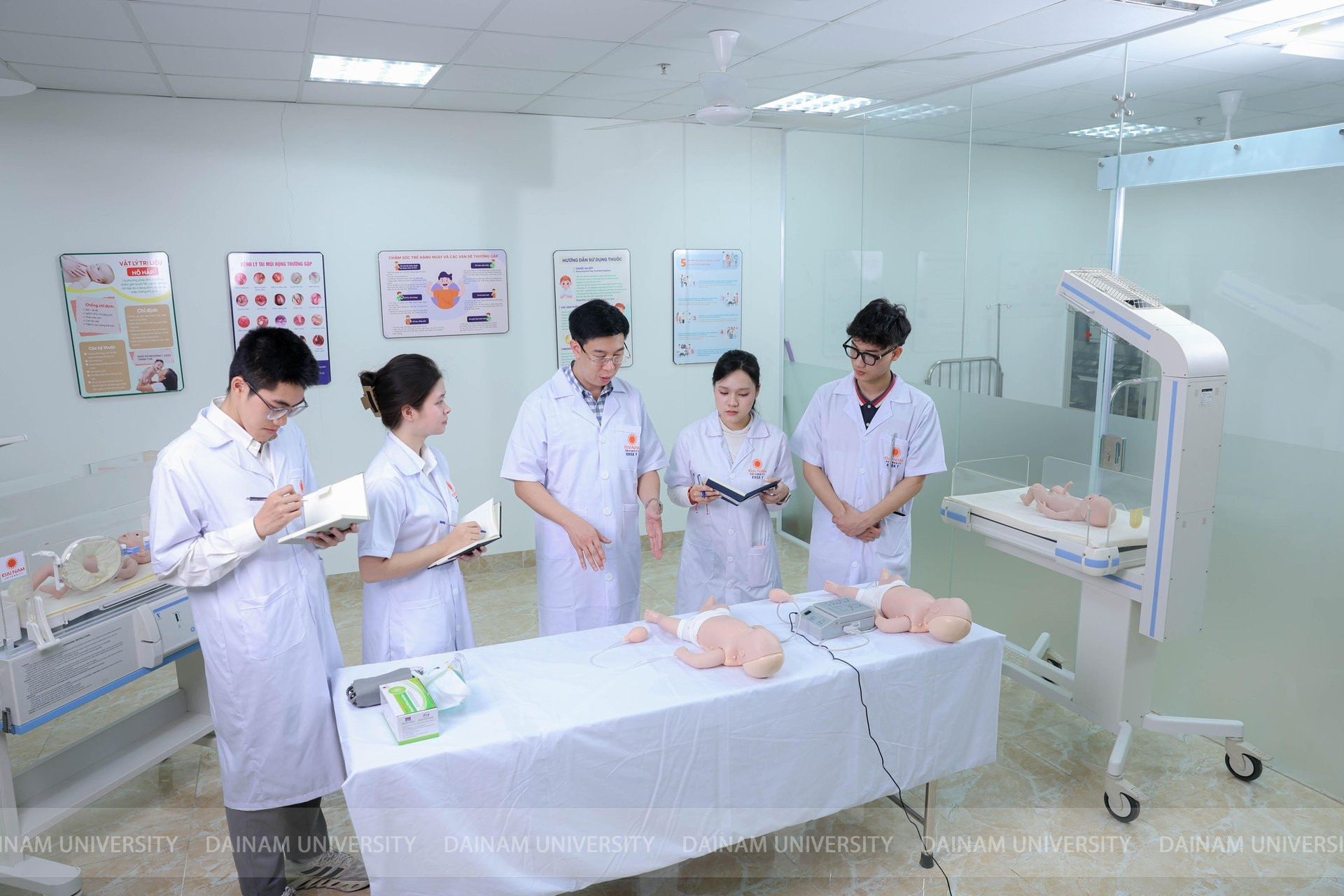 Trường Đại học Đại Nam công bố điểm chuẩn và quỹ học bổng 55 tỷ đồng