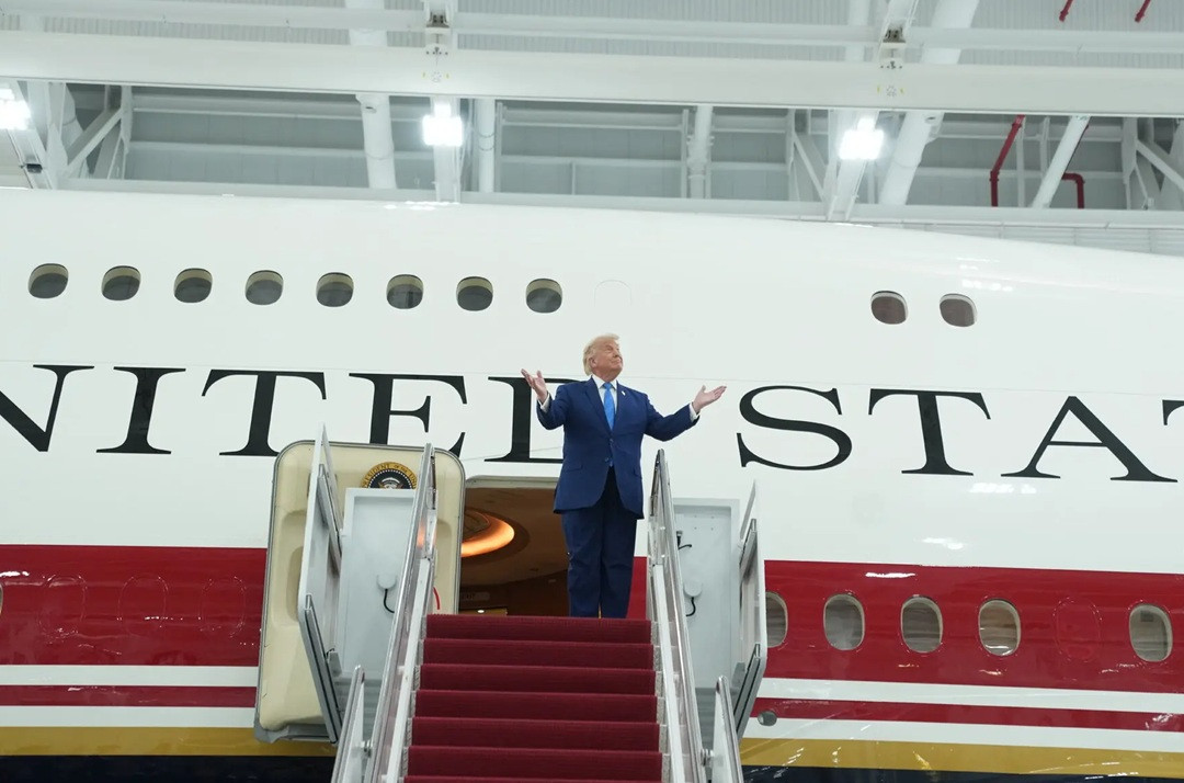 05dc trump plane hcfw superJumbo.jpg