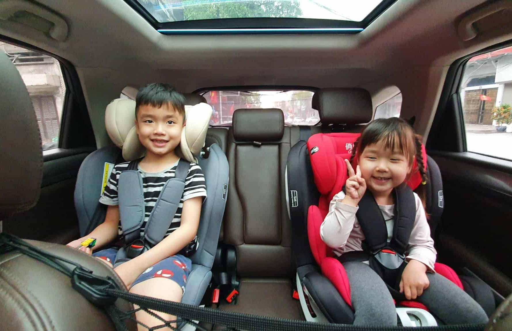 Các nước trên thế giới bảo vệ trẻ em thế nào khi ra đường?