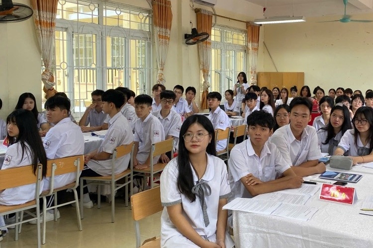 Cao Bằng tính lập kho SGK dùng chung, học sinh mượn rồi trả cuối năm