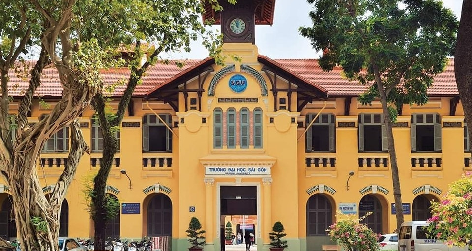 Điểm chuẩn Trường ĐH Sài Gòn 2026, sư phạm Toán học dẫn đầu với 28,89