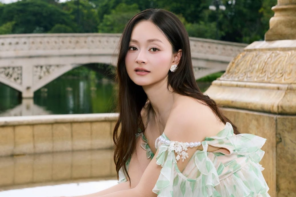 Diễn viên Lan Phương tiết lộ cuộc sống 'không dễ dàng' khi làm mẹ đơn thân