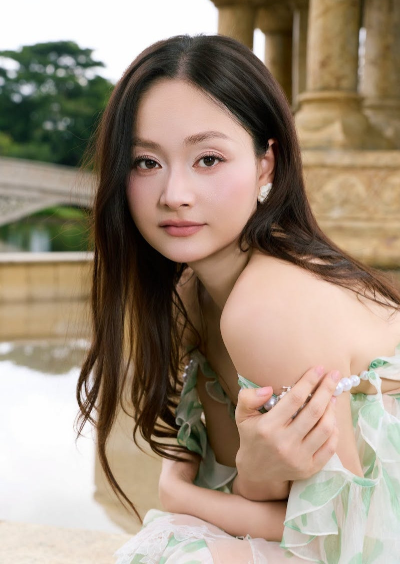 https://static-images.vnncdn.net/vps_images_publish/000001/000003/2026/8/11/dien-vien-lan-phuong-tiet-lo-cuoc-song-khong-de-dang-khi-lam-me-don-than-241.jpeg