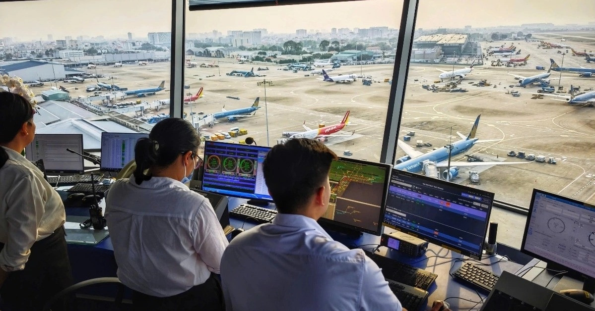 Aéroport de Tân Sơn Nhất : vols suspendus à cause de drones