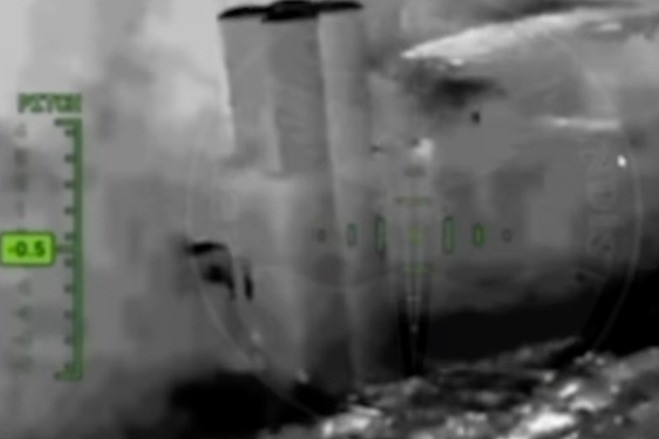 Video UAV Ukraine bắn nổ 2 bệ phóng S-400 của Nga ở Crưm