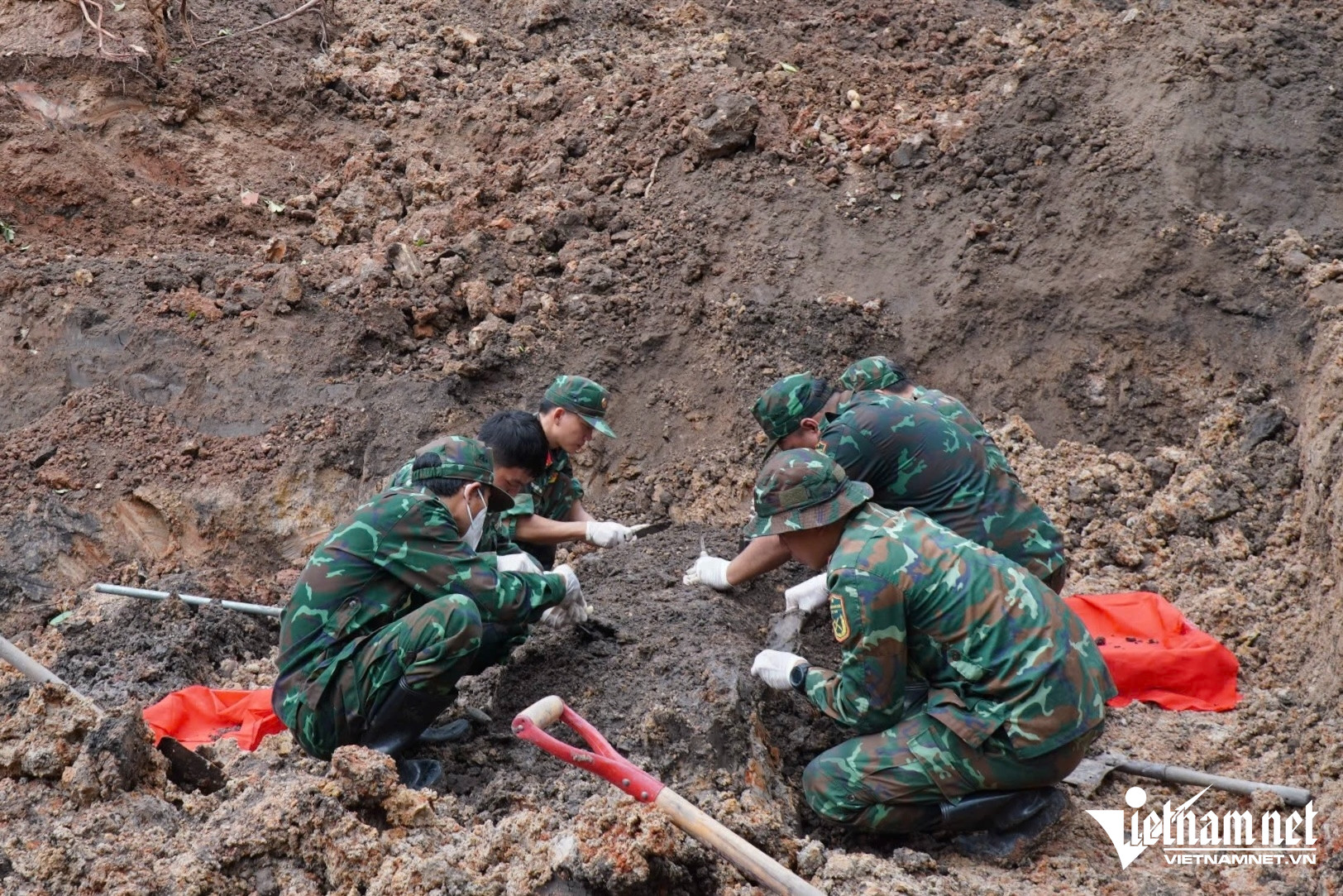 W-công viên Lê Thị Riêng 003.jpg