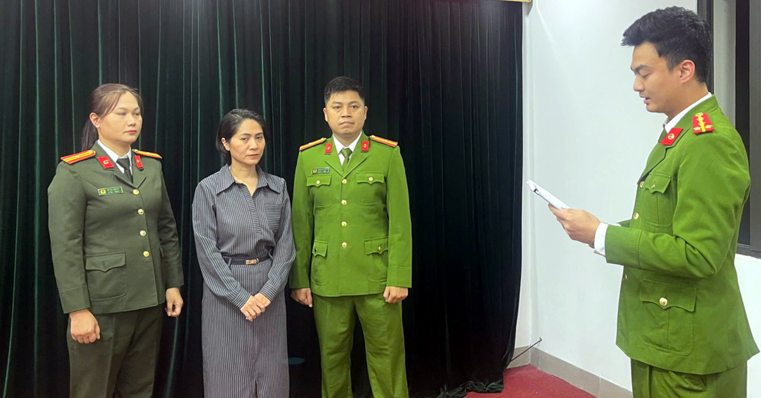 Xét xử nữ giám đốc tổ chức show &amp;apos;Về đây bốn cánh chim trời&amp;apos;