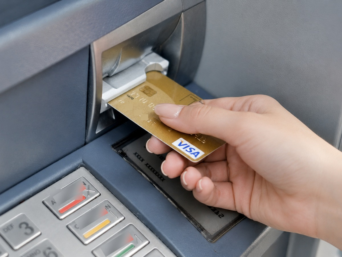 4 loi the atm thuong gap va cach khac phuc.jpg