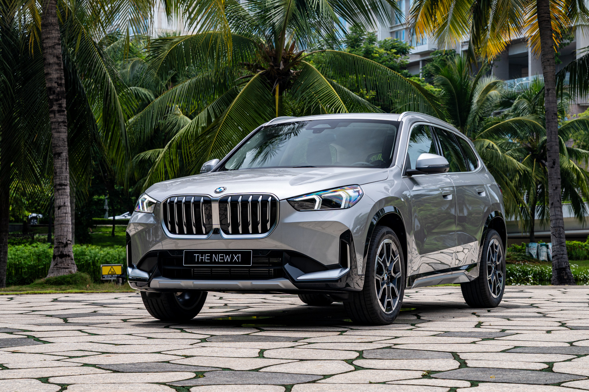 BMW X1 Ngoaithat.jpg