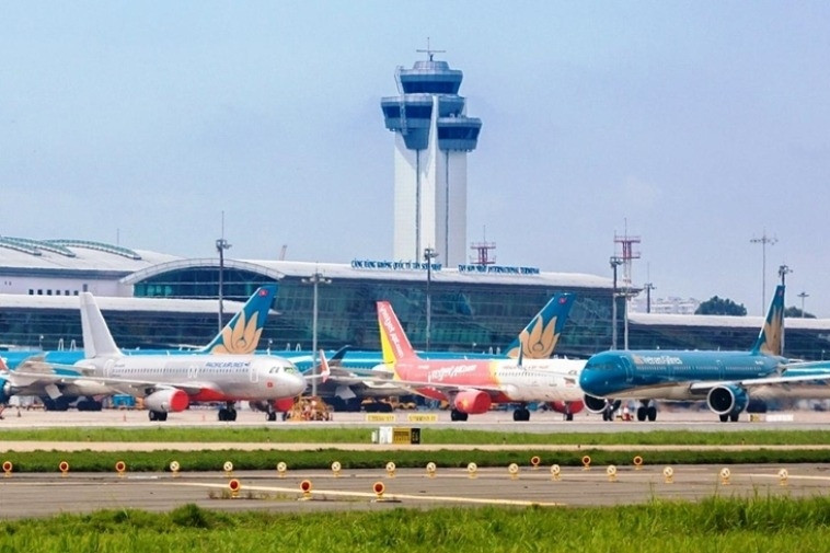 Lý giải sự cố khiến Tân Sơn Nhất 2 lần dừng cất, hạ cánh, máy bay vòng 40 phút