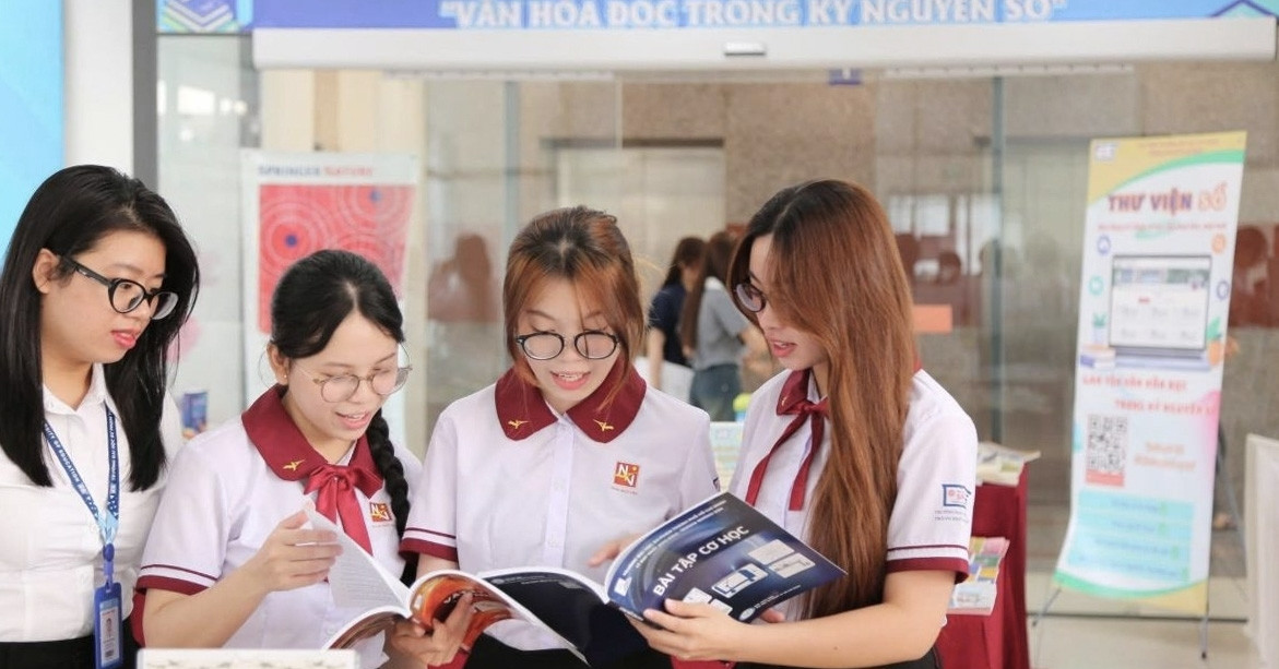 Lý do điểm chuẩn sư phạm vẫn cao chót vót, có ngành gần 9,95 điểm/môn