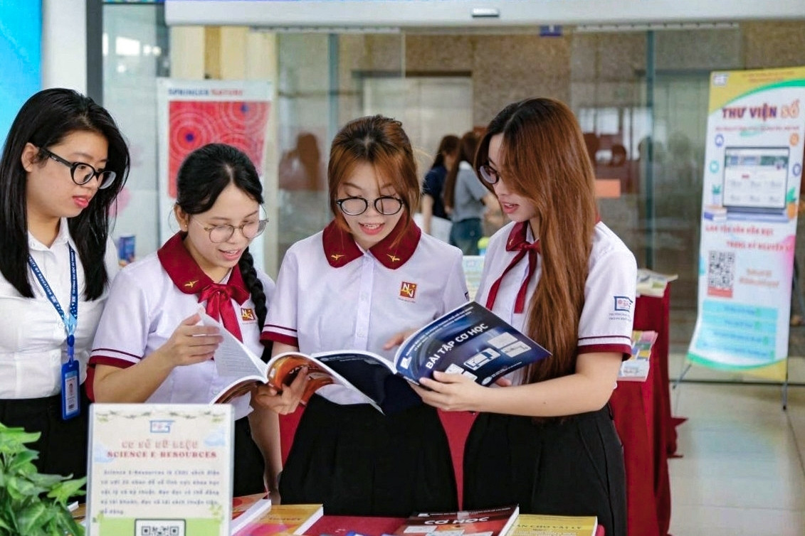 Lý do điểm chuẩn sư phạm vẫn cao chót vót, có ngành gần 9,95 điểm/môn
