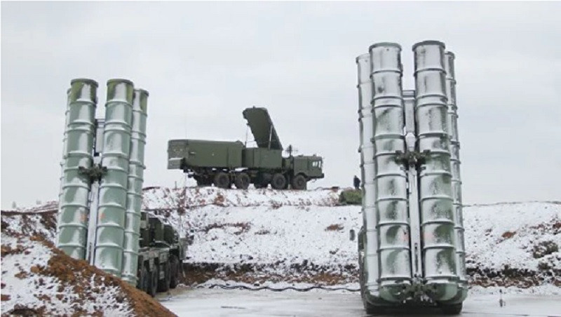 S 400 RIA Novosti.jpg