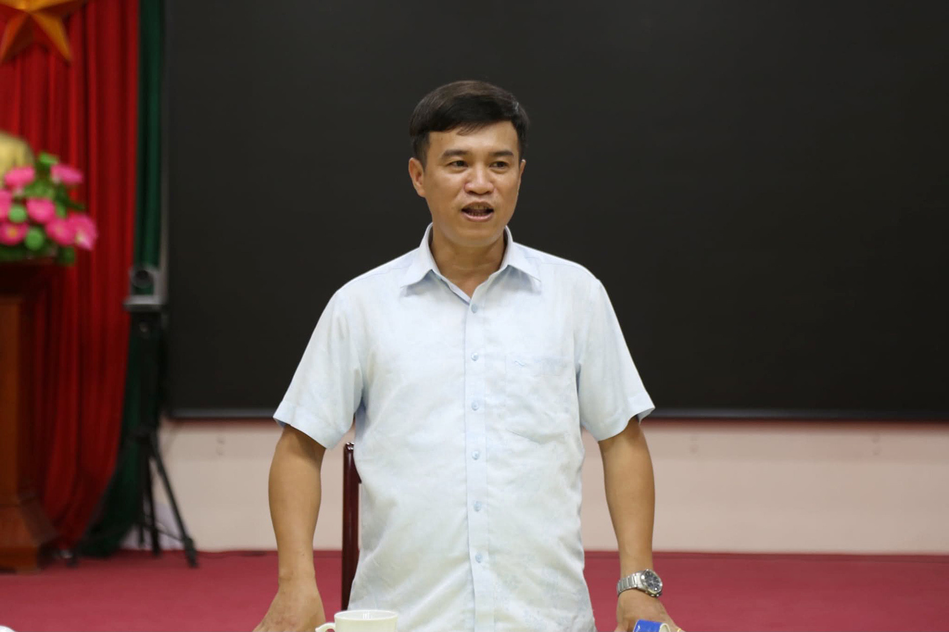 thpt chuyen tq.jpeg