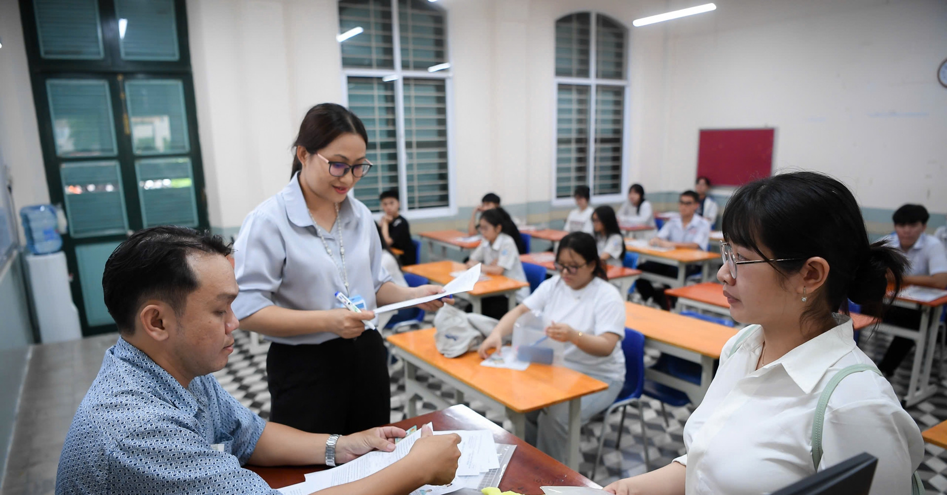 TPHCM tạm ngừng tuyển dụng giáo viên để chuẩn bị sáp nhập trường học