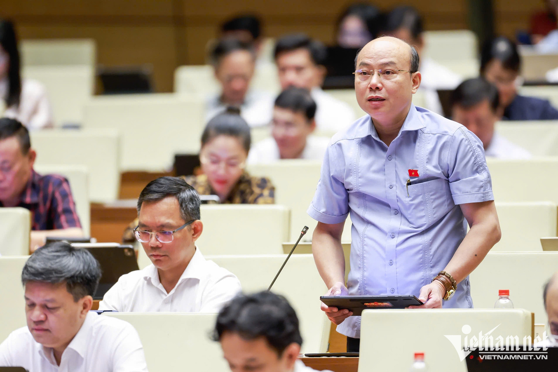 W-Hoàng Văn Nghĩa.jpg
