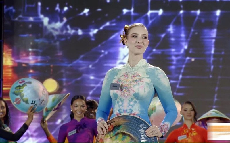https://static-images.vnncdn.net/vps_images_publish/000001/000003/2026/8/13/ao-dai-02a-8.jpg