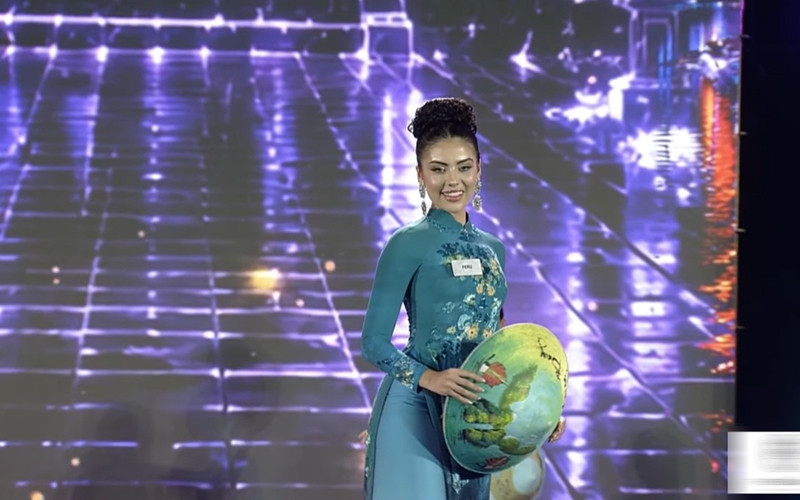 https://static-images.vnncdn.net/vps_images_publish/000001/000003/2026/8/13/ao-dai-06a-12.jpg