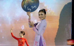 https://static-images.vnncdn.net/vps_images_publish/000001/000003/2026/8/13/ao-dai-11b-17.jpg