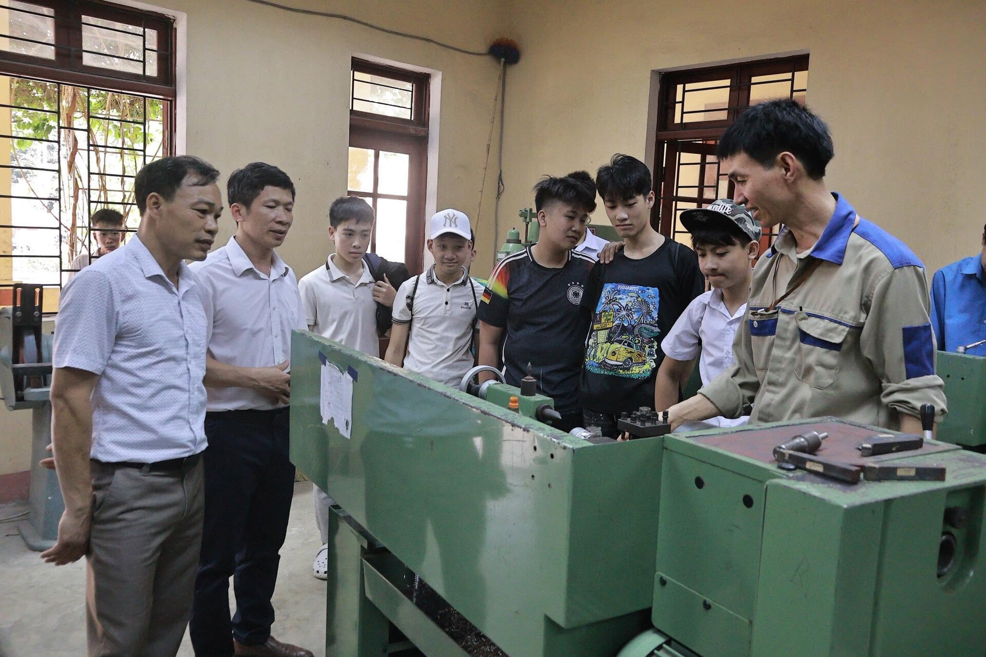 Đào tạo nghề sát nhu cầu, giúp đồng bào có việc ngay tại quê hương
