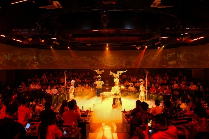 LoaLoa Show: Hành trình kể chuyện di sản bằng nghệ thuật đa giác quan