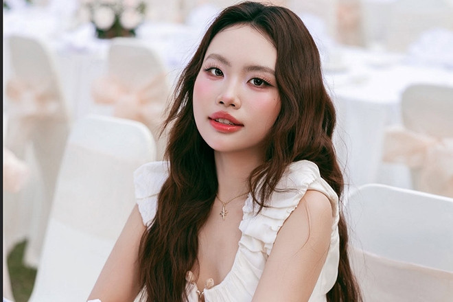 Phương Mỹ Chi bất ngờ trải lòng về tình yêu, tiết lộ mong ước ở tuổi 23