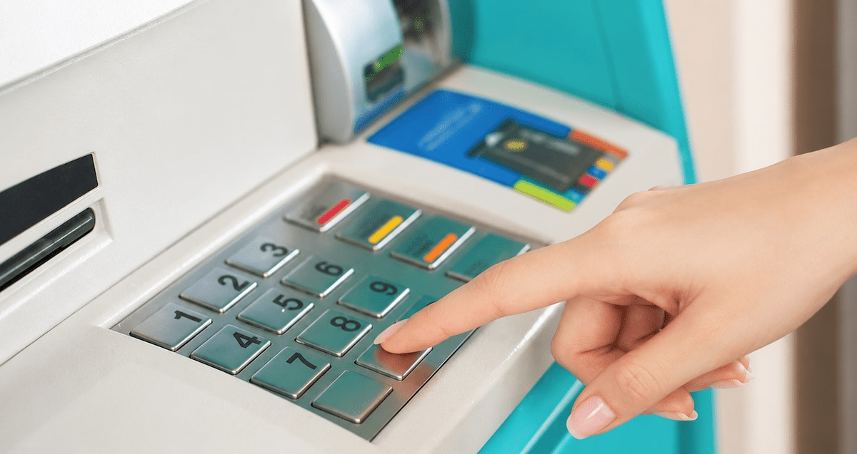 Quên mật khẩu thẻ ATM, làm cách nào lấy lại?