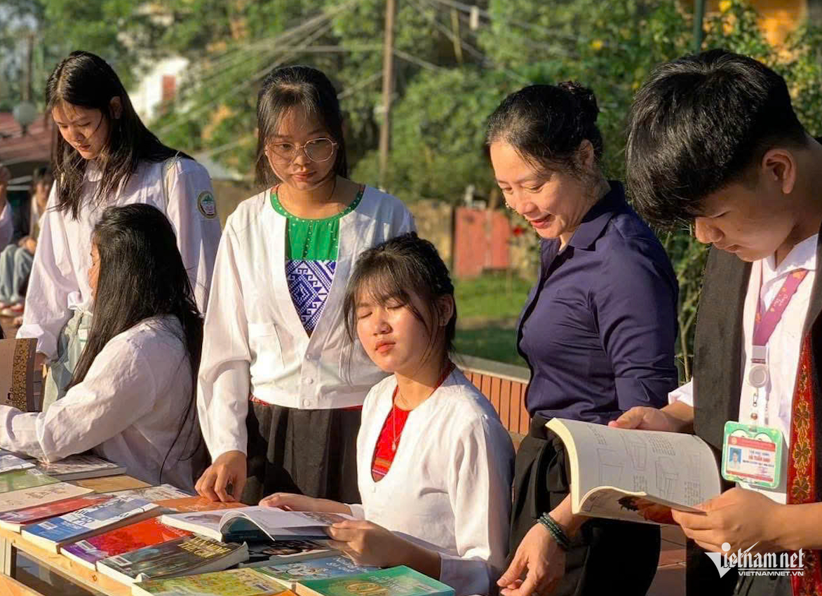 W-Phú Thọ.png