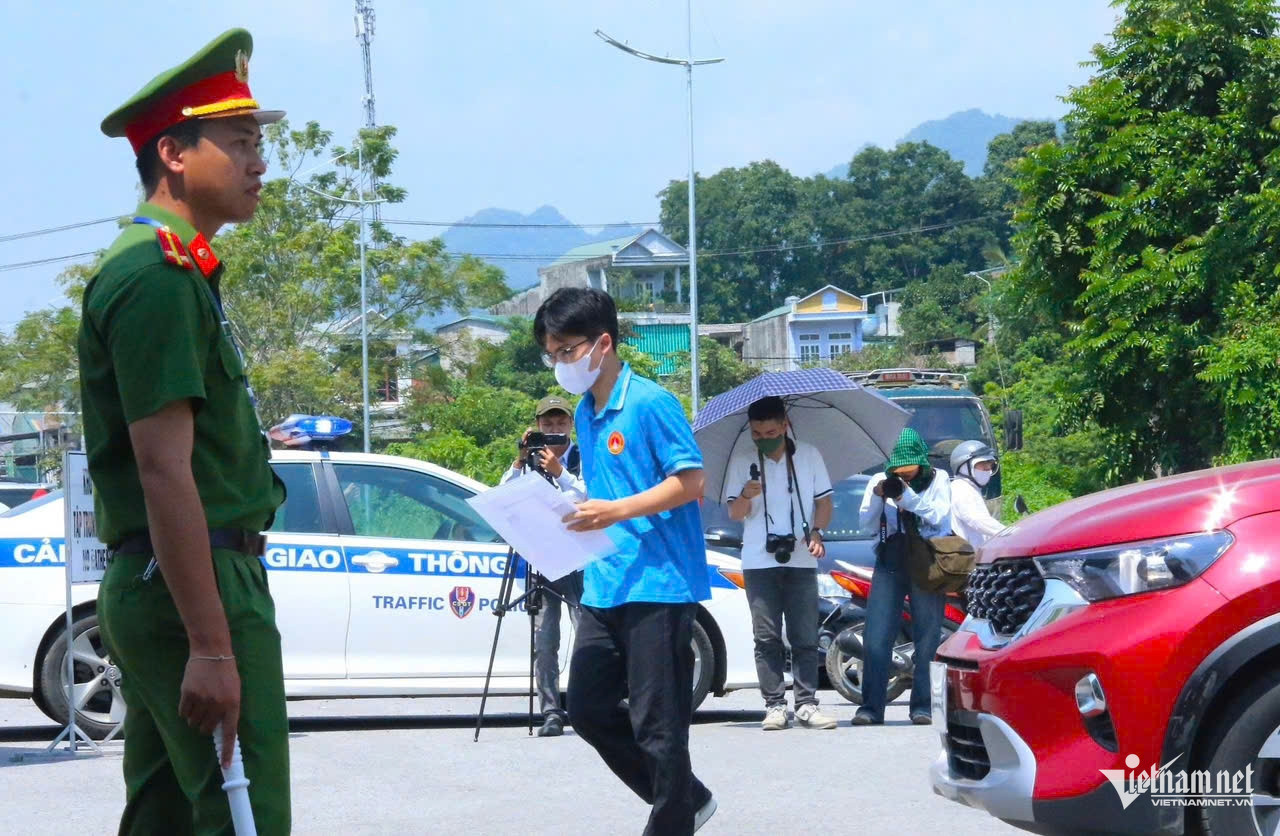 https://static-images.vnncdn.net/vps_images_publish/000001/000003/2026/8/13/w-tuyen-quang-5-1423.jpg