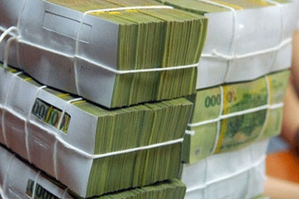 Cổ phiếu phủ sắc đỏ, VN-Index tiếp tục lao dốc
