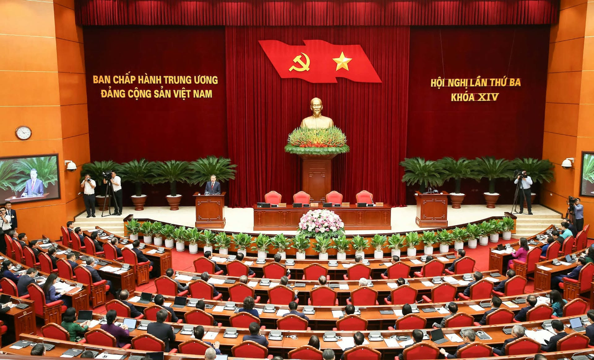 dai hoi 2003.jpg