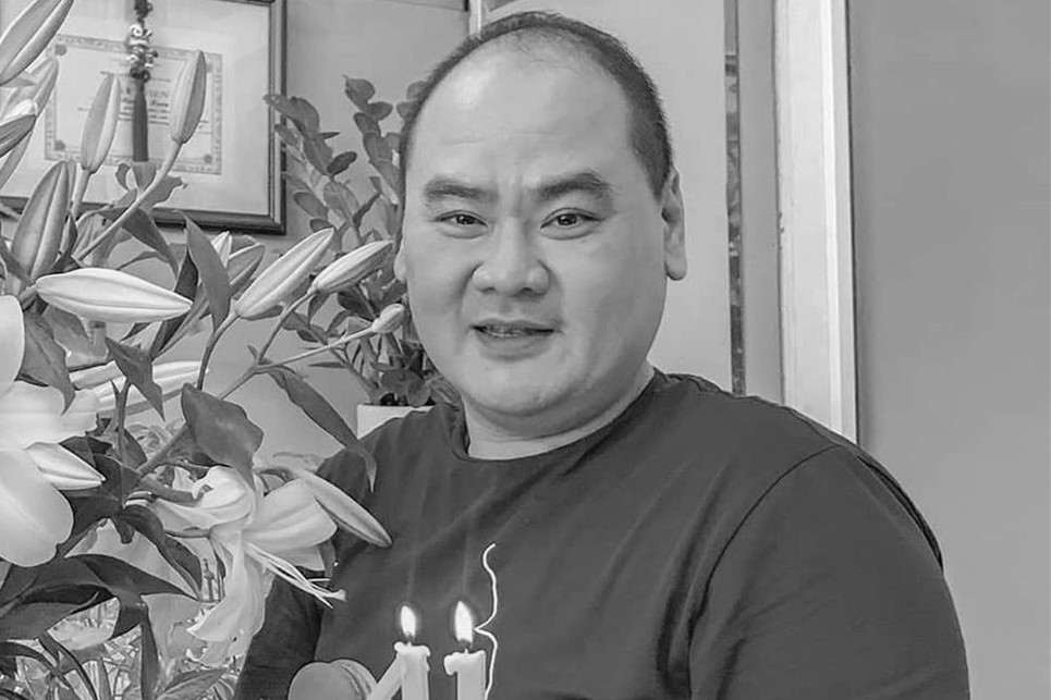 Đồng nghiệp thương tiếc và bức ảnh cuối của ca sĩ Xuân Trung vừa qua đời ở tuổi 48
