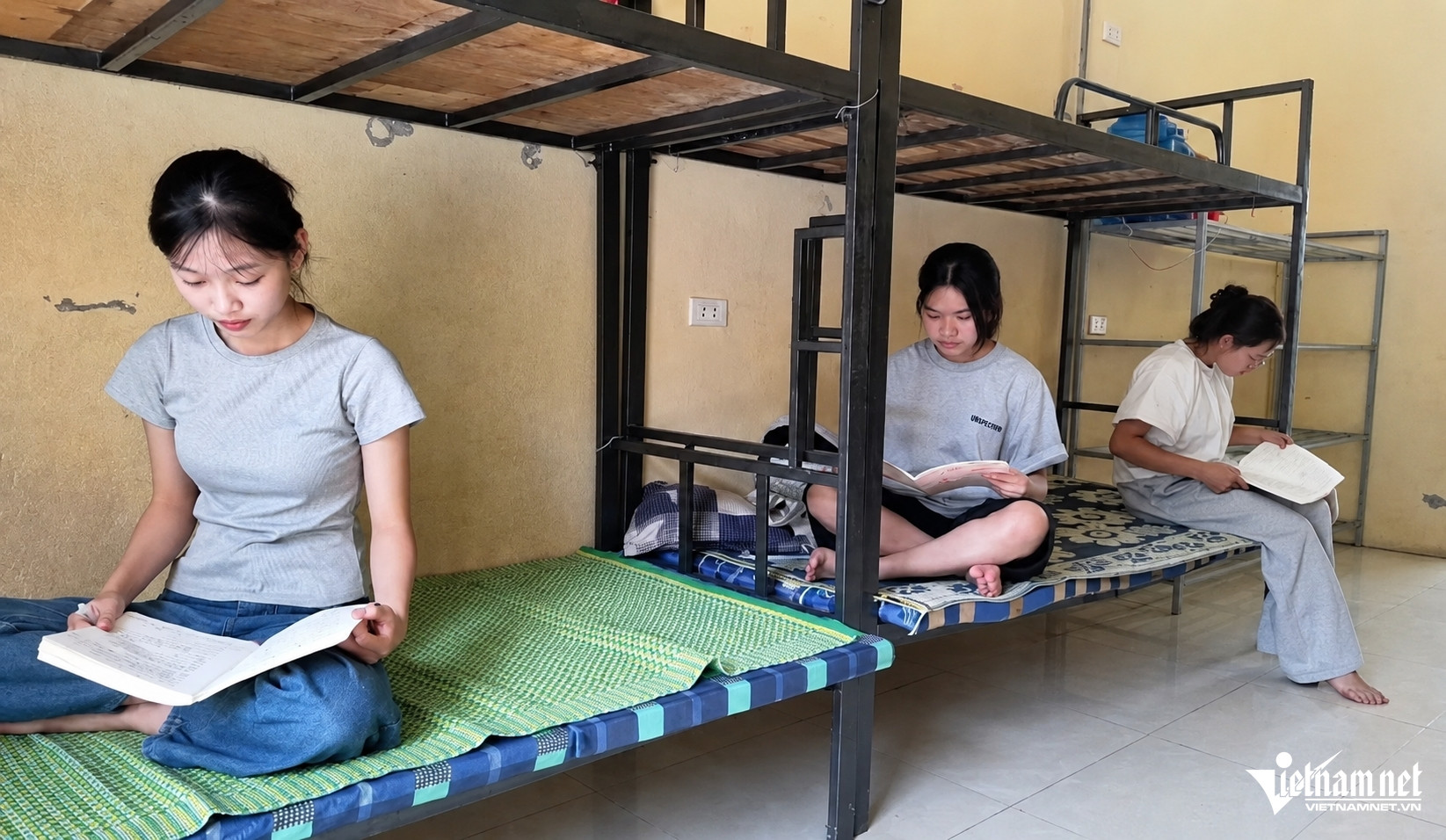 W-học sinh nội trú ok.jpg