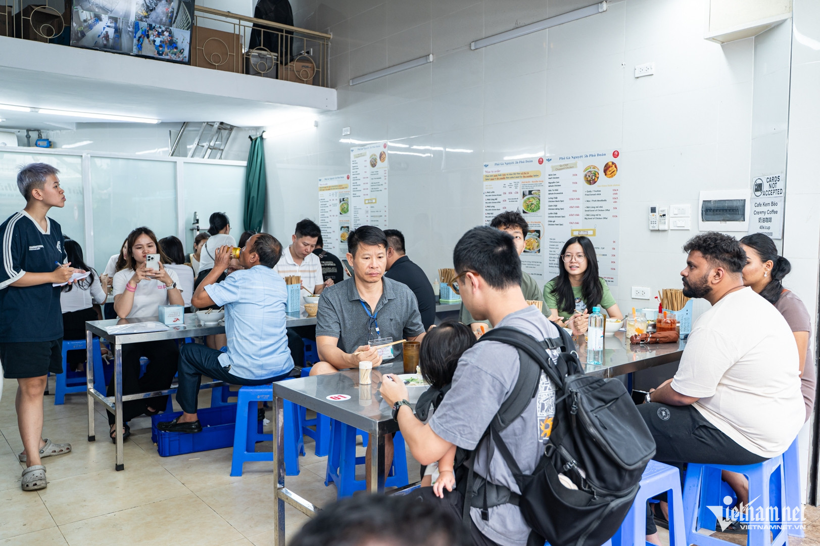 https://static-images.vnncdn.net/vps_images_publish/000001/000003/2026/8/14/w-pho-ga-nguyet-michelin-1629.jpg