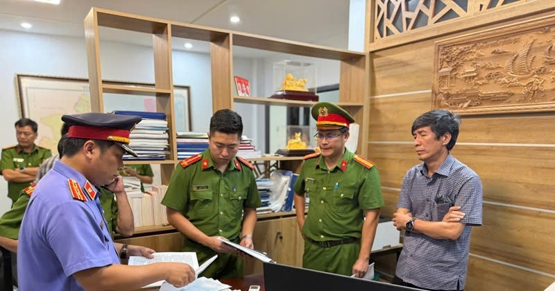 Bắt Giám đốc Ban Quản lý dự án Đầu tư xây dựng và Phát triển đô thị TP Huế