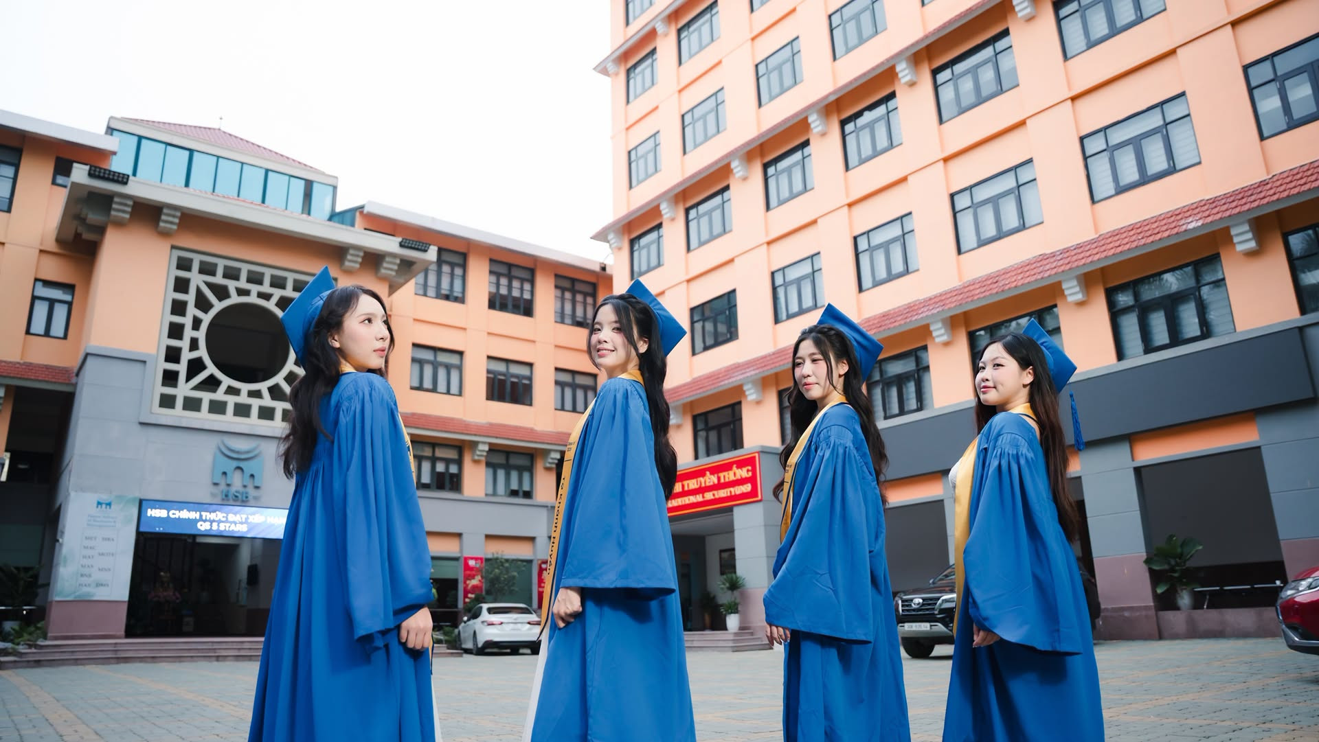 Đại học Quoc gia.jpg