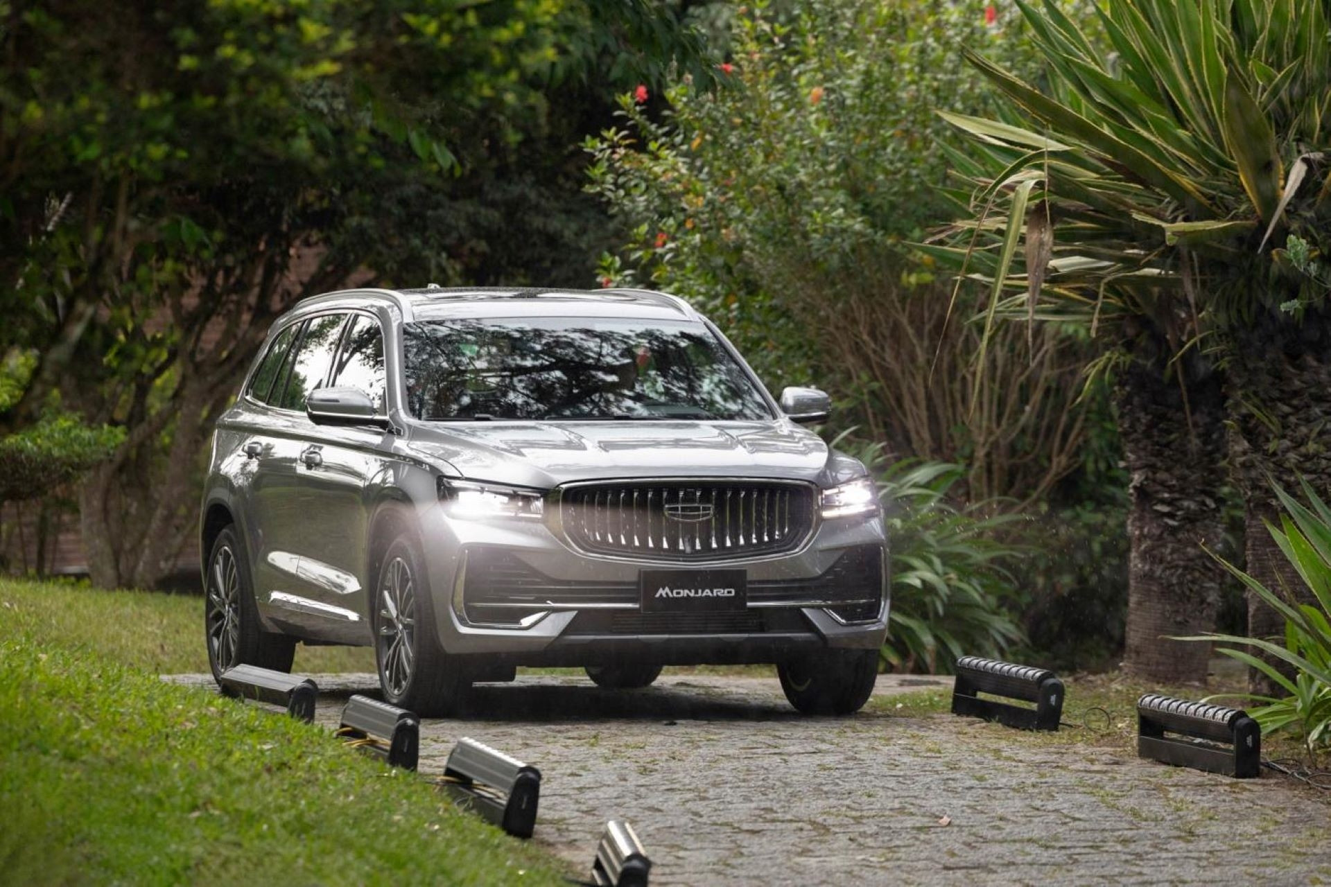 Geely Monjaro bán 1 triệu xe, khẳng định vị thế tại Việt Nam