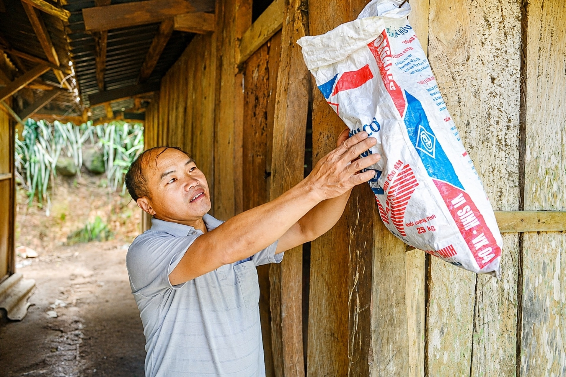 Hơn 100 hộ dân miền núi Thanh Hóa nơm nớp lo sạt lở mùa mưa bão