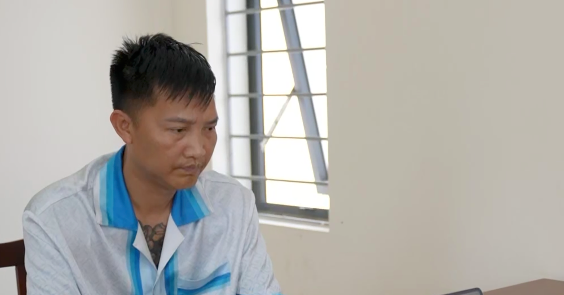 Huấn Hoa Hồng và vợ bán nước hoa hơn 300 tỷ đồng nhưng không xuất hóa đơn