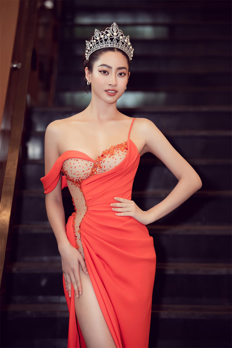 https://static-images.vnncdn.net/vps_images_publish/000001/000003/2026/8/15/luong-thuy-linh-01-1730.jpg
