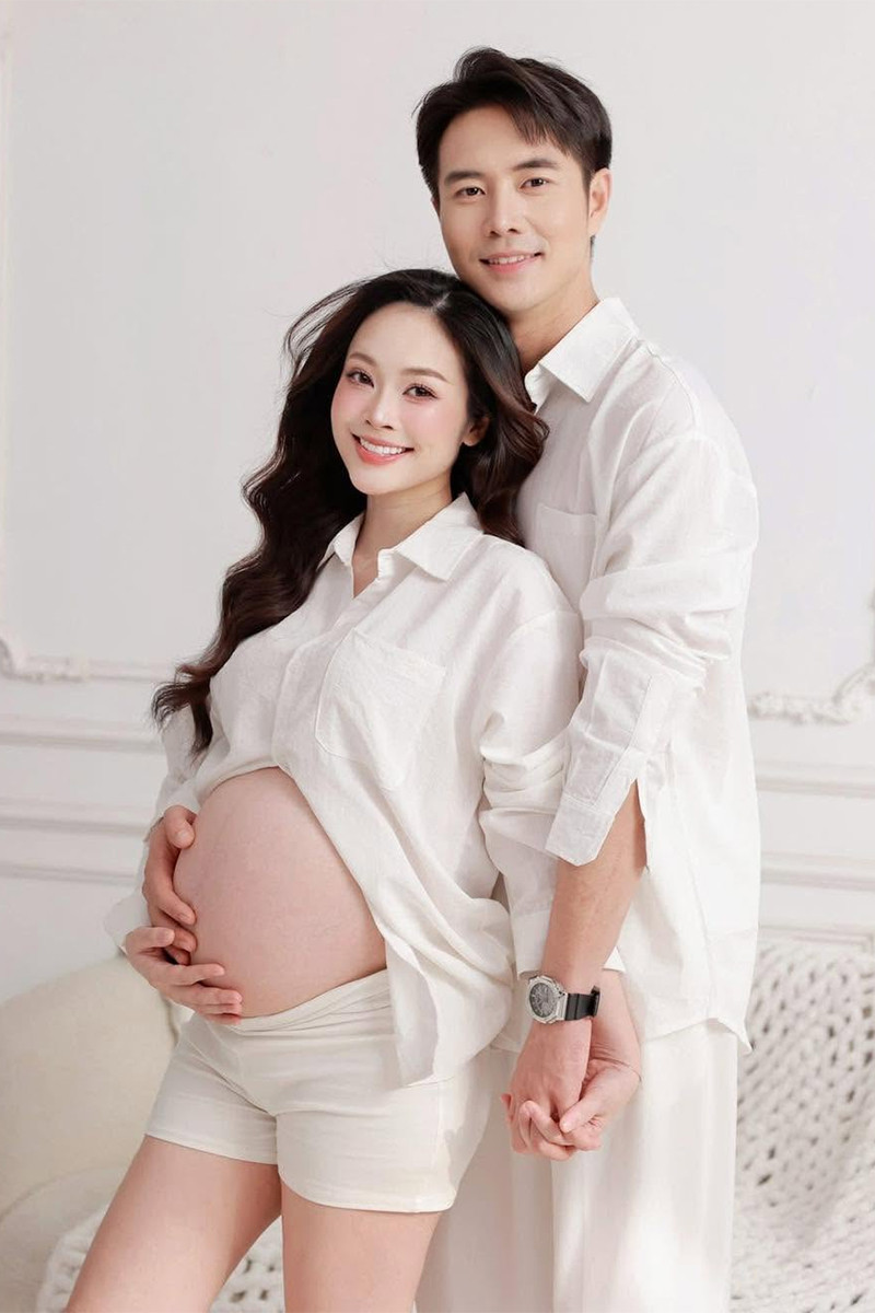 https://static-images.vnncdn.net/vps_images_publish/000001/000003/2026/8/15/mc-thuy-linh-04-1735.jpg