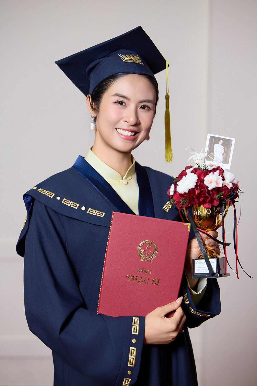 https://static-images.vnncdn.net/vps_images_publish/000001/000003/2026/8/15/ngoc-han-05-214.jpg