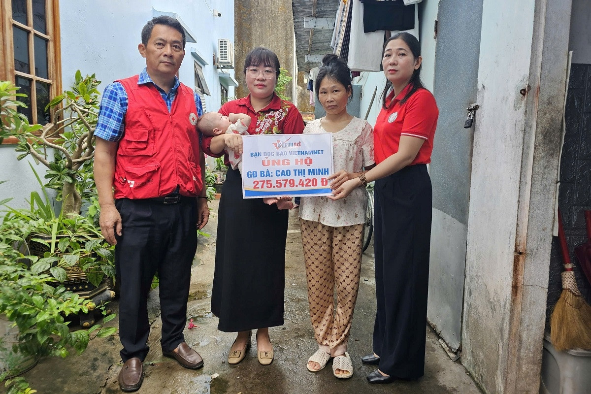 Trao hơn 275 triệu đồng bạn đọc ủng hộ gia đình bà Cao Thị Minh