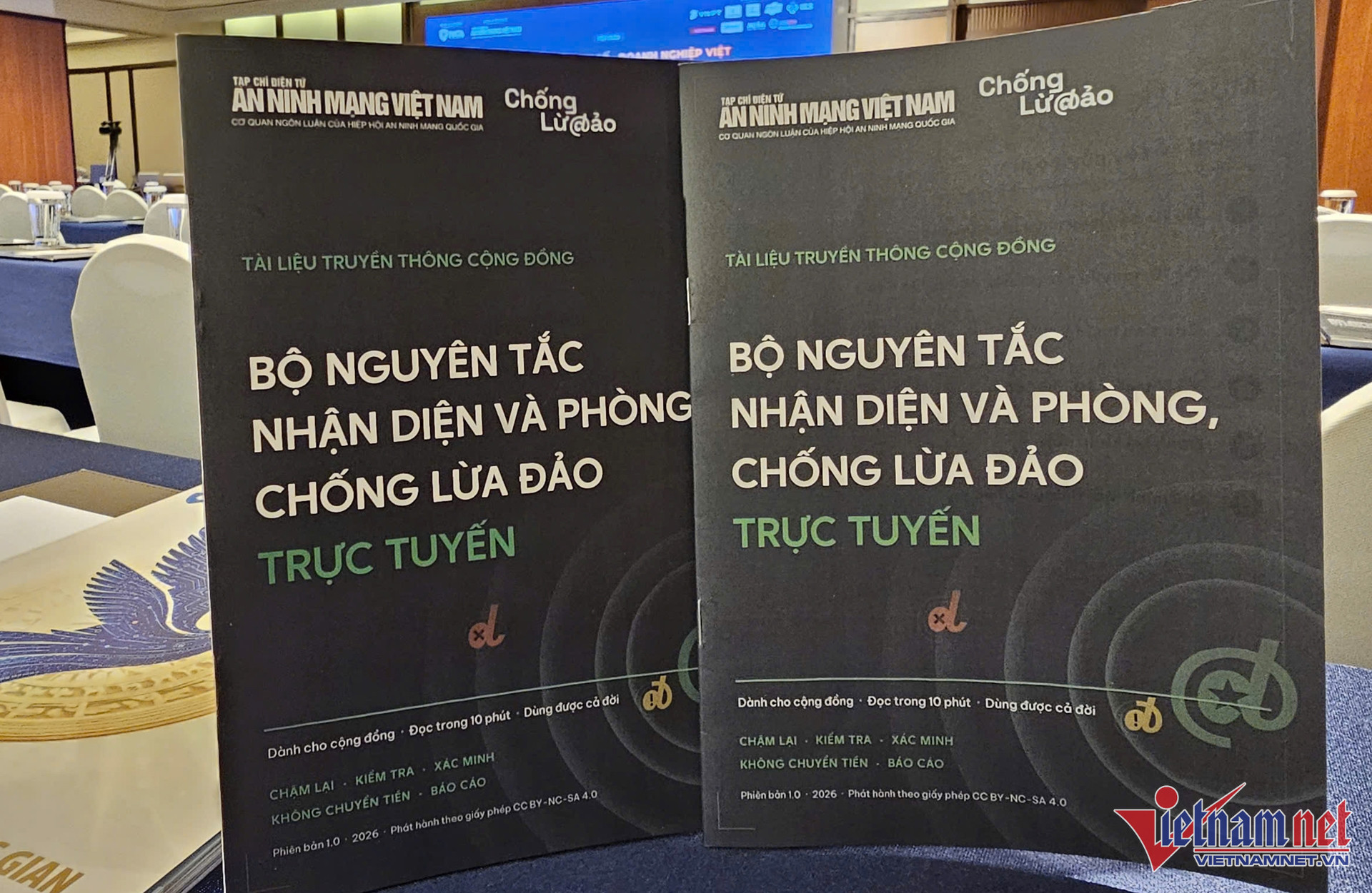 W-bo nguyen tac phong chong lua dao truc tuyen 02.jpg