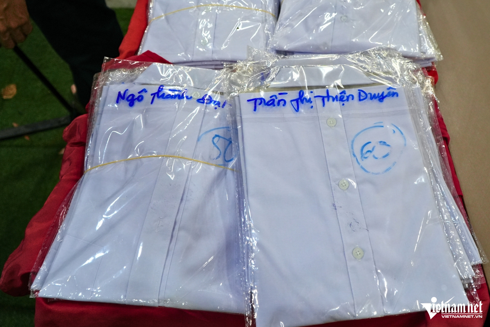 https://static-images.vnncdn.net/vps_images_publish/000001/000003/2026/8/15/w-lop-hoc-tinh-thuong-10-75.jpg