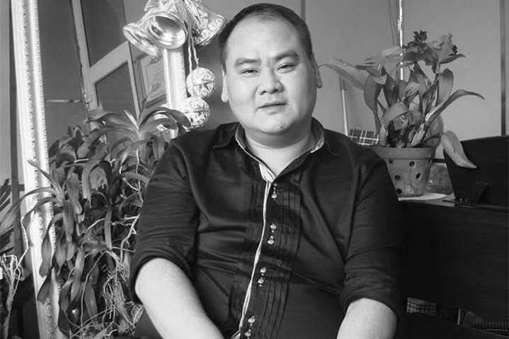 Đông đảo học trò đến viếng đám tang ca sĩ Nguyễn Xuân Trung qua đời ở tuổi 48